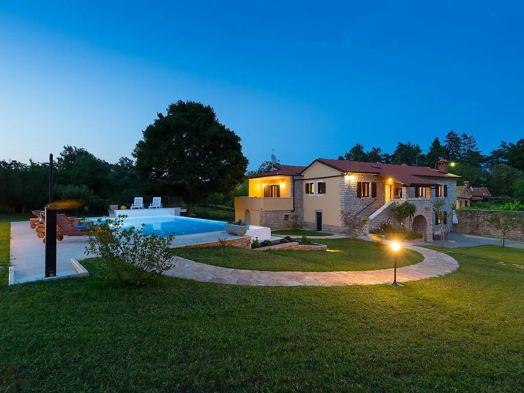 Villa Sany Heki 0*,  Croatia